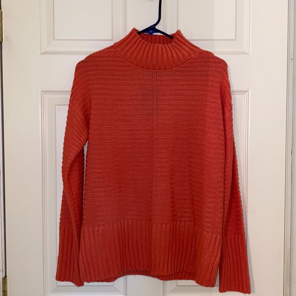 NWT Apt 9 knit sweater in Marine Coral